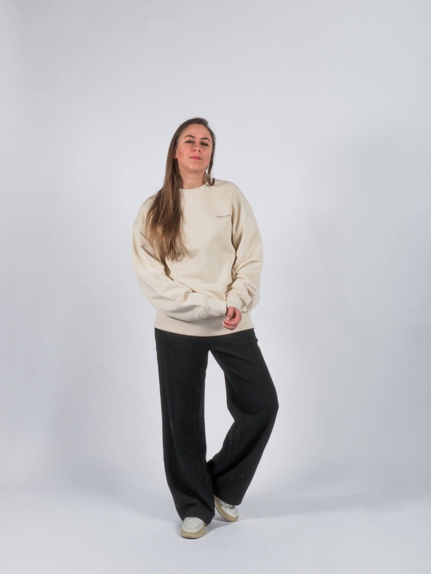 Crewneck Attached beige brown