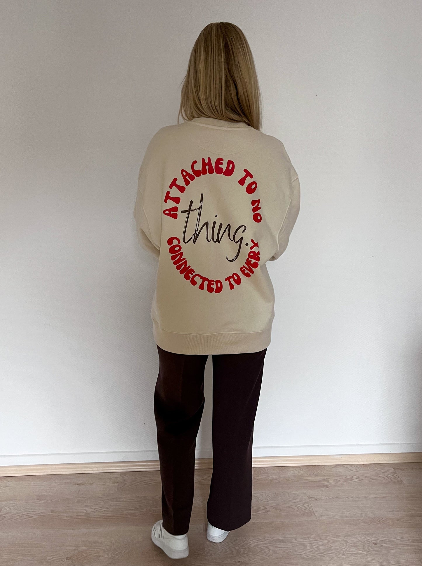 Crewneck Attached beige red