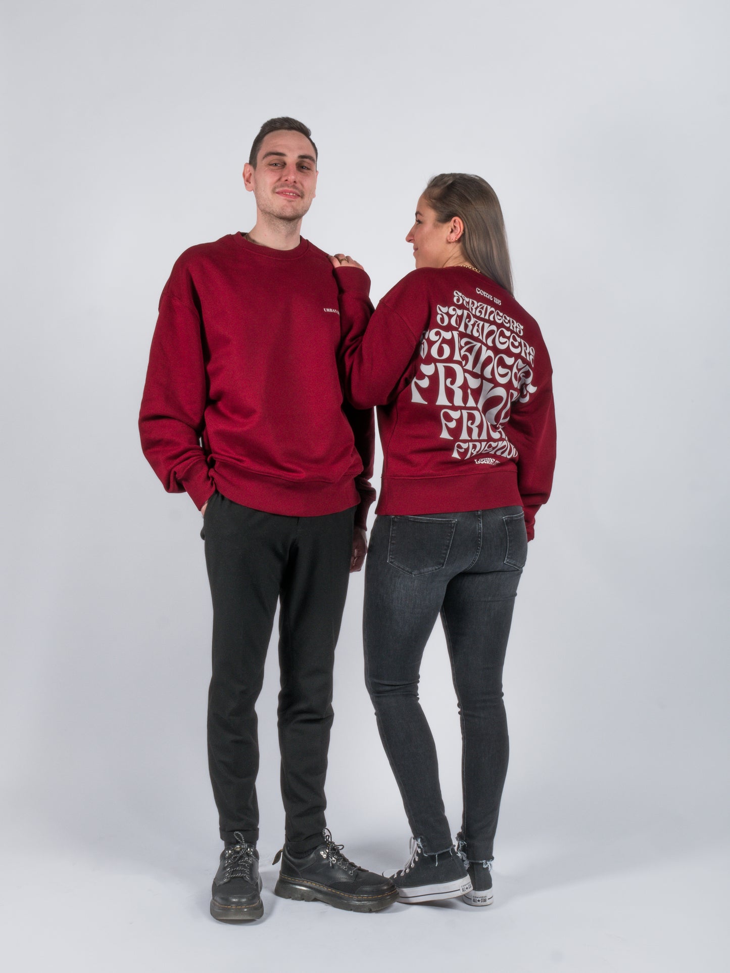 Crewneck Strangers bordeaux