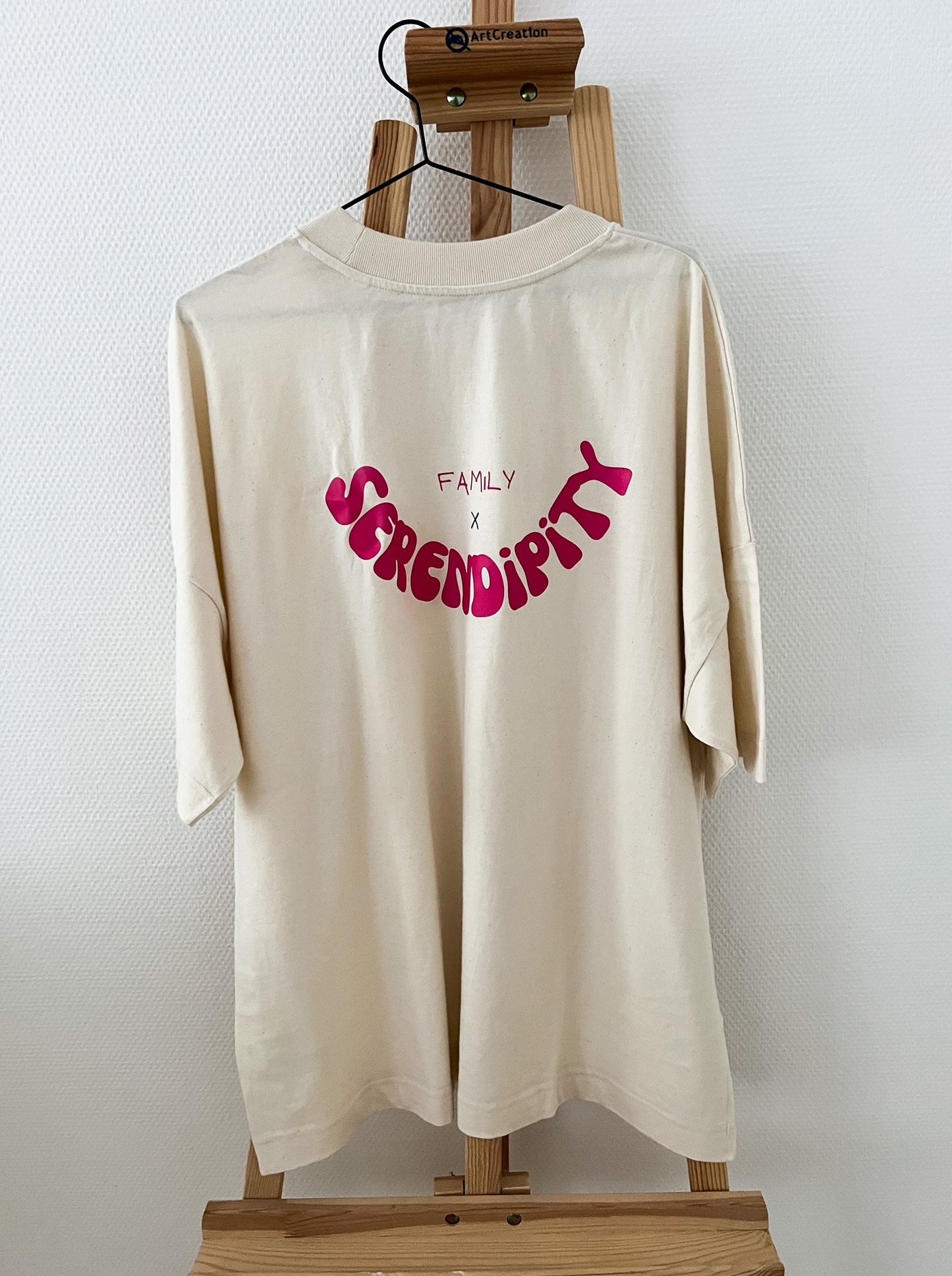 Tee Serendipity x family beige pink