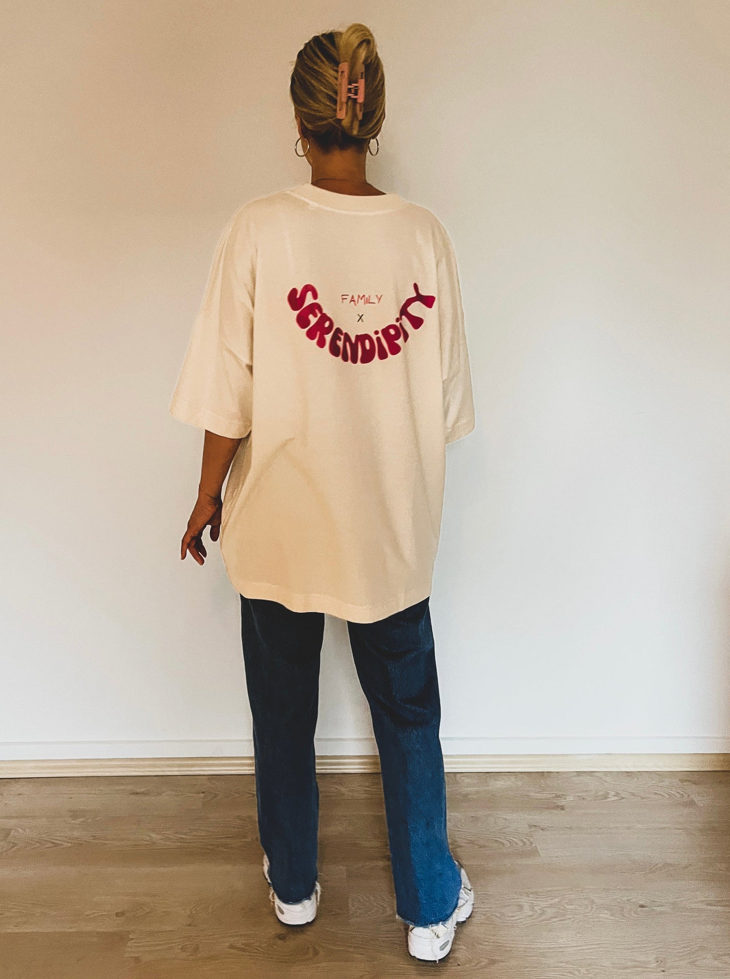 Tee Serendipity x family beige pink