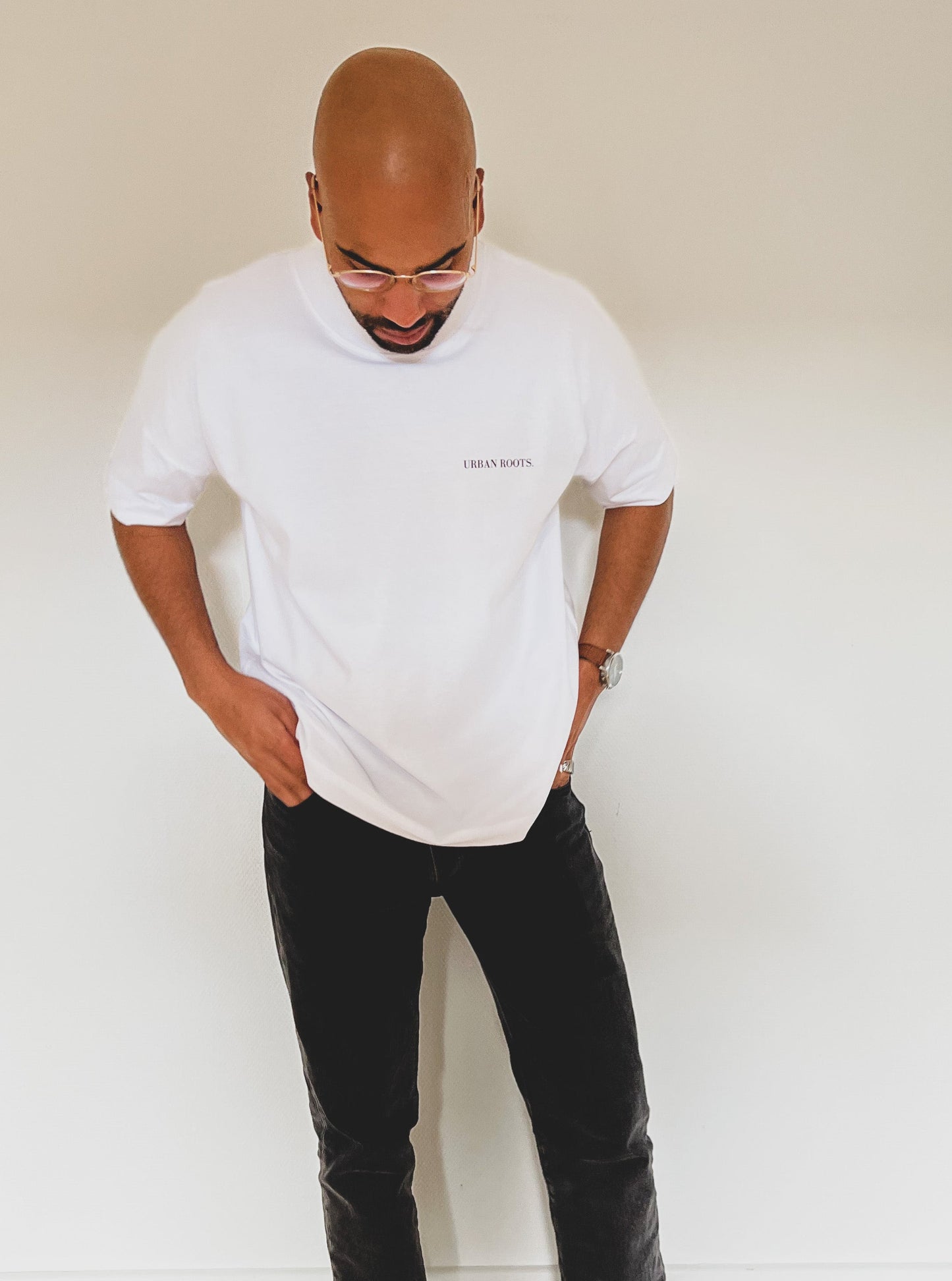 Tee Logo white