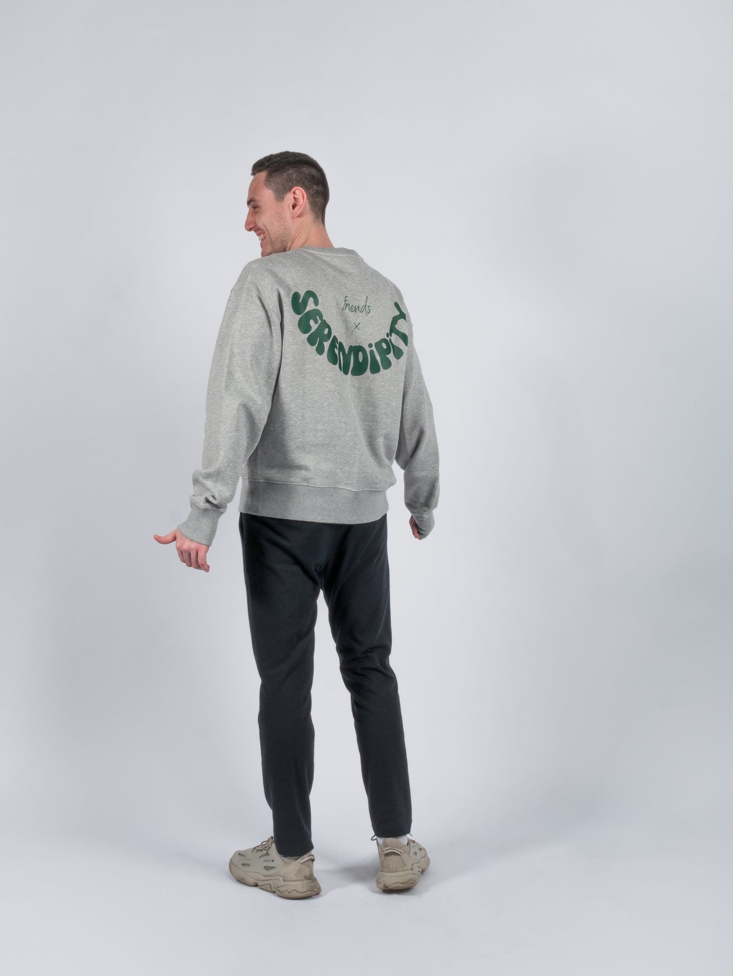 Crewneck Serendipity x friends grey green